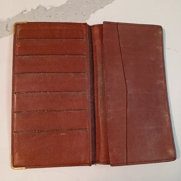 Authentic Louis Vuitton Monogram Checkbook Wallet - Picture 7 of 17